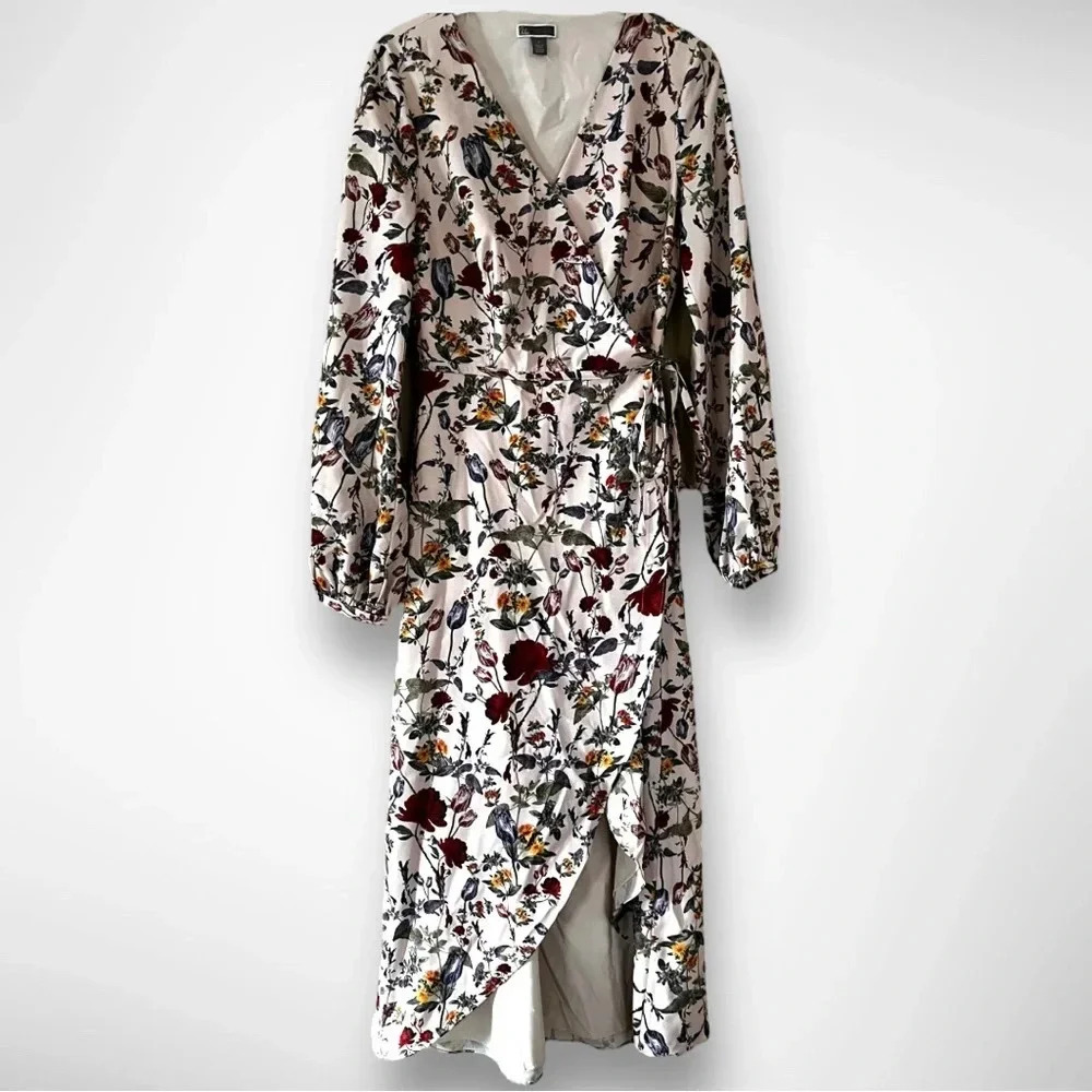 CHELSEA28 Long Sleeve Floral Wrap Dress Size 0 | EUC